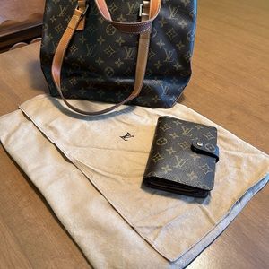 Louis Vuitton authentic wallet *shown with tote - tote for sale separately